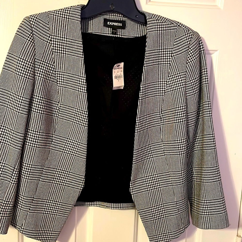 Cute blazer black/white never used